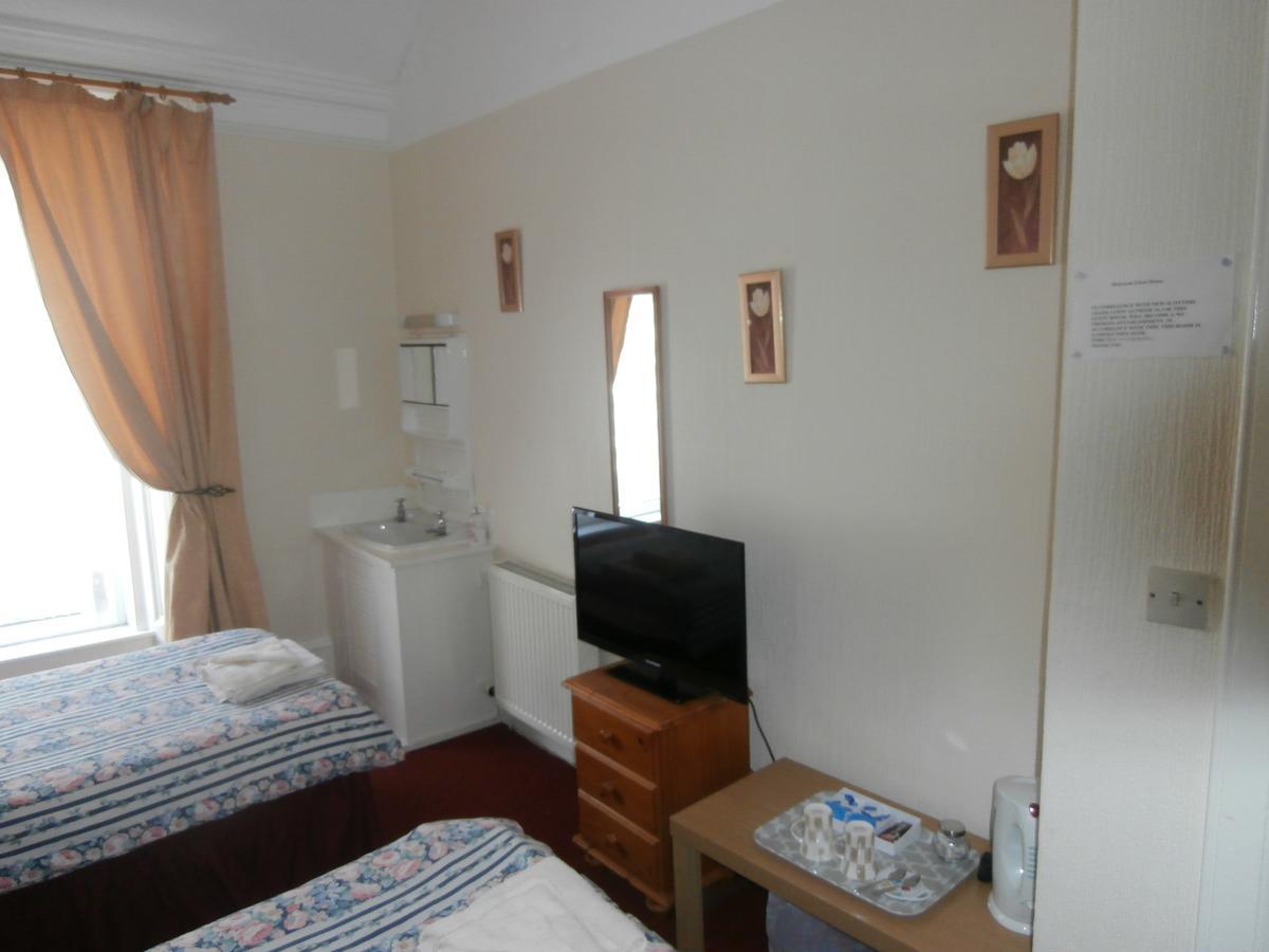 גאלאשילס Monorene Guest House מראה חיצוני תמונה