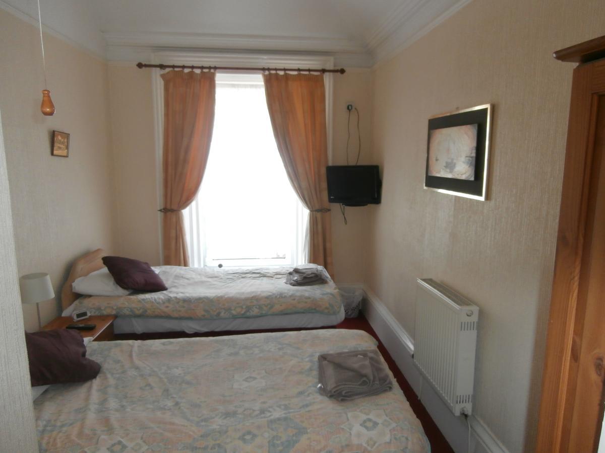 גאלאשילס Monorene Guest House מראה חיצוני תמונה