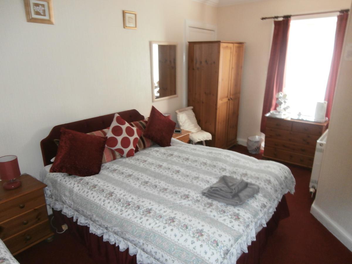 גאלאשילס Monorene Guest House מראה חיצוני תמונה